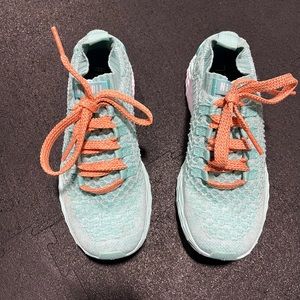 NoBull Knit Runners - Womens 6.5 - aqua - CrossFit games purchase